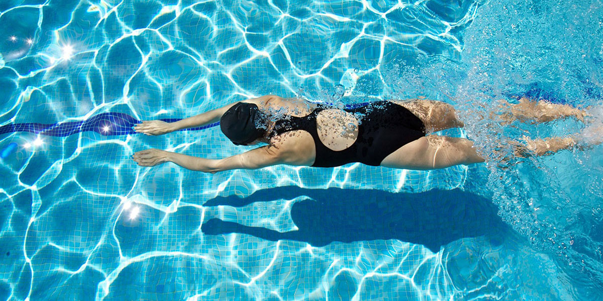 مهم ترین تاثیر شنا بر اندام زنان